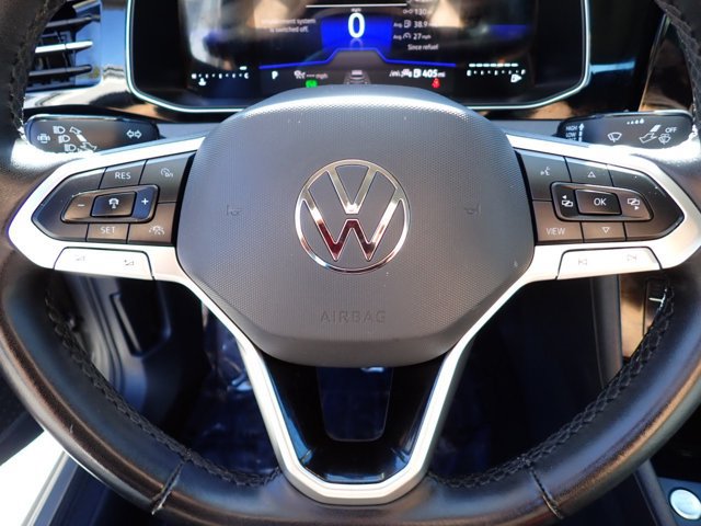 Used 2025 Volkswagen Jetta SE FWD image 12