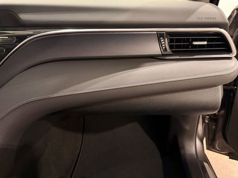 Used 2024 Toyota Camry SE image 28