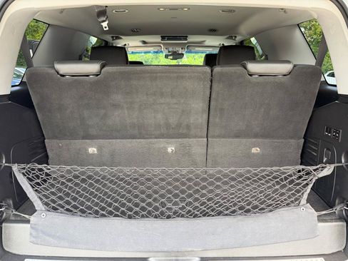 Used 2018 GMC Yukon Denali w/ Denali Ultimate Package AWD/4WD image 17