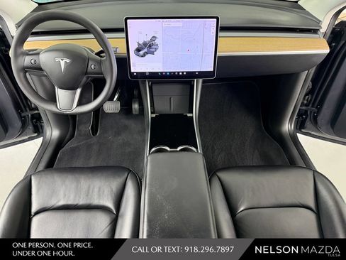 Used 2021 Tesla Model Y Long Range AWD/4WD image 28