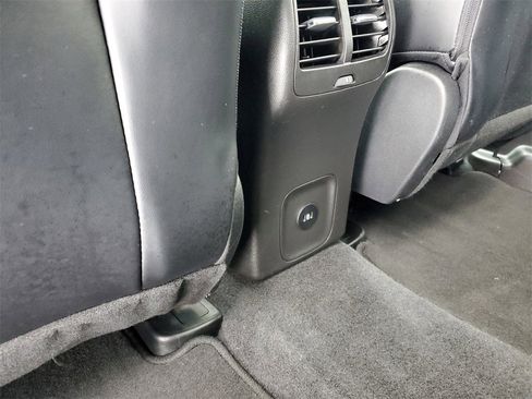 Used 2024 Ford Escape Base image 31