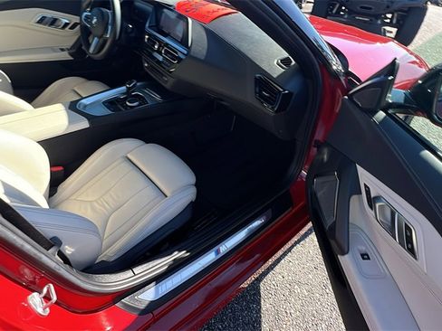 Used 2019 BMW Z4 sDrive30i image 18
