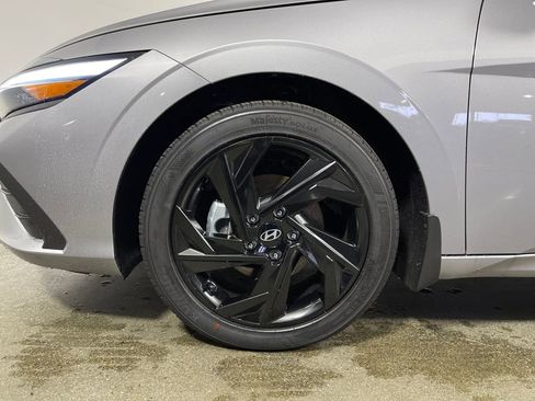 New 2026 Hyundai Elantra Sport image 11