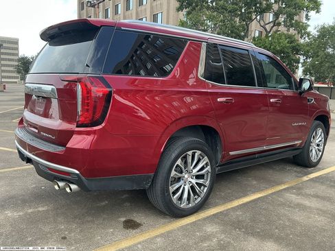 Used 2021 GMC Yukon Denali w/ Denali Premium Package AWD/4WD image 6