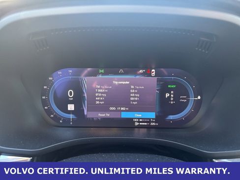 Certified 2024 Volvo XC60 T8 Ultimate w/ Protection Package Premier image 23