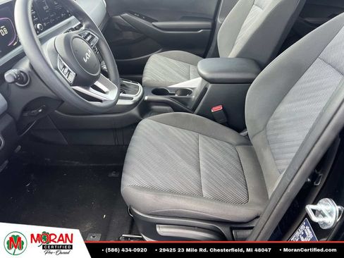 Used 2025 Kia Seltos LX AWD/4WD image 17