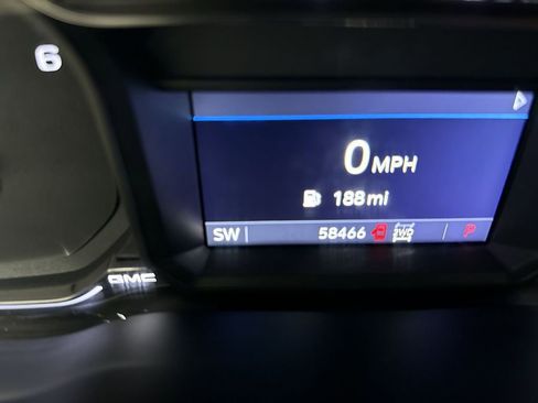 Used 2022 GMC Sierra 2500 AT4 image 12