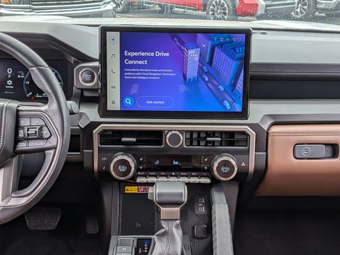 Certified 2025 Toyota 4Runner Limited AWD/4WD image 3