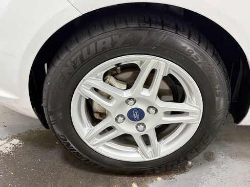 Used 2018 Ford Fiesta SE FWD image 10