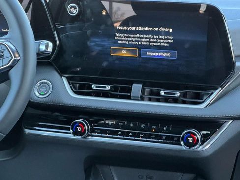 New 2026 Chevrolet Equinox LT w/ Convenience Package II image 27