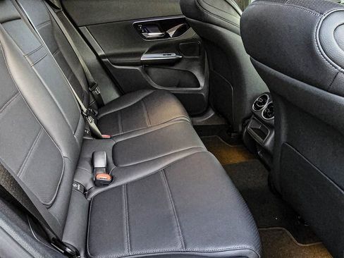 New 2026 Mercedes-Benz GLC 300 4MATIC image 34