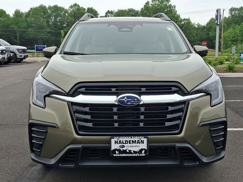 Certified 2025 Subaru Ascent Premium AWD/4WD image 2