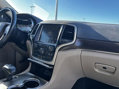 Used 2014 Jeep Grand Cherokee Limited image 14