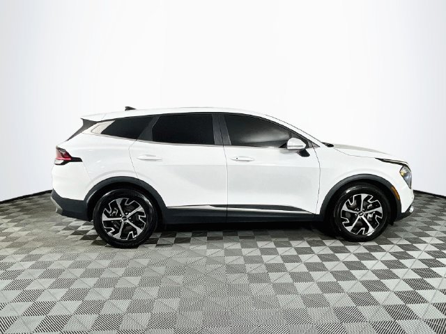 Used 2023 Kia Sportage EX FWD image 9