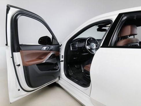 Used 2023 BMW X6 xDrive40i w/ Executive Package image 26