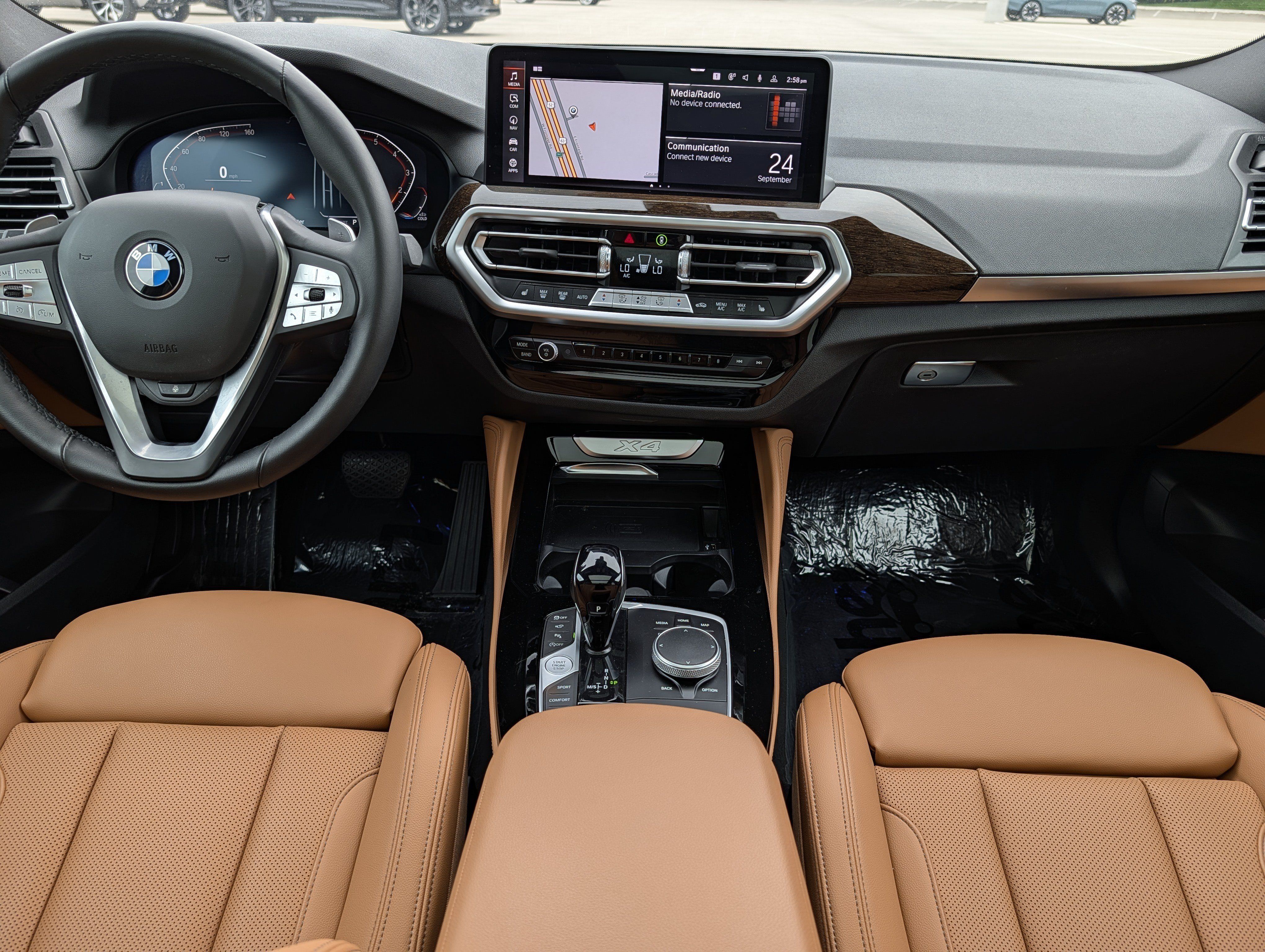 Used 2024 BMW X4 xDrive30i w/ Premium Package AWD/4WD image 13