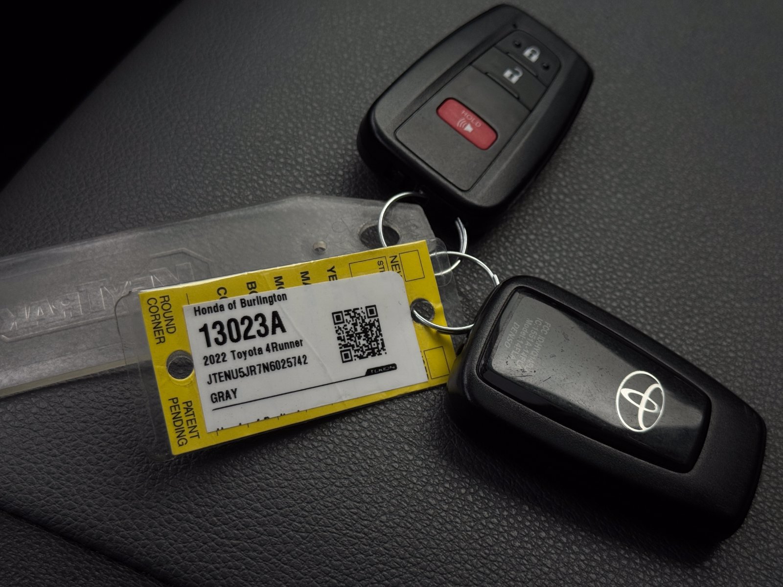Used 2022 Toyota 4Runner SR5 Premium w/ Moonroof Package AWD/4WD image 33
