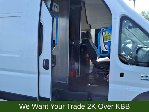 Used 2024 RAM ProMaster 3500 w/ Delivery Van Package FWD image 9