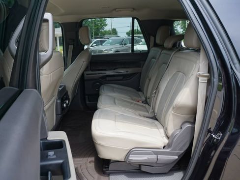 Used 2020 Ford Expedition Max Limited AWD/4WD image 11