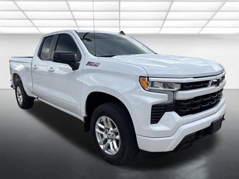 Used 2023 Chevrolet Silverado 1500 RST w/ Z71 Off-Road Package AWD/4WD image 1