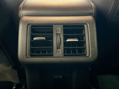 Used 2022 Mitsubishi Outlander LE image 22