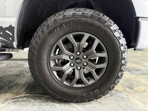 Used 2023 Ford F150 Lariat w/ Equipment Group 502A High image 33