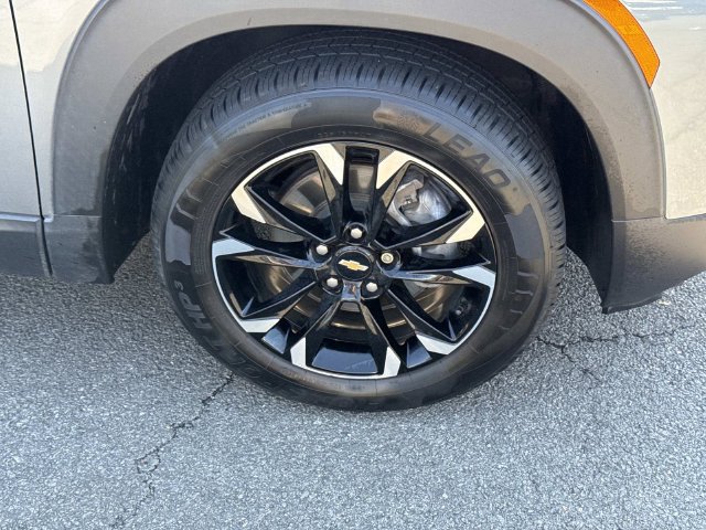 Used 2021 Chevrolet TrailBlazer LT w/ Convenience Package FWD image 7