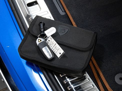 Used 2019 Lamborghini Urus image 87