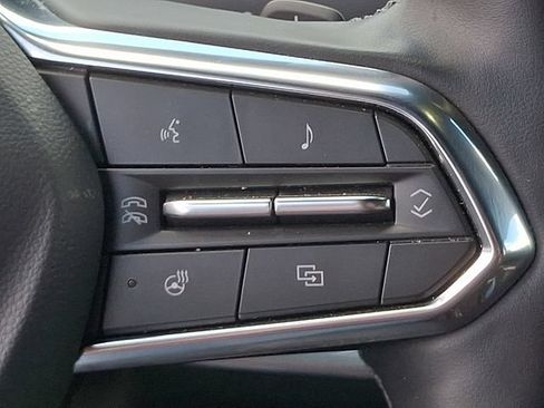 Used 2025 Chevrolet Equinox LT AWD/4WD image 22