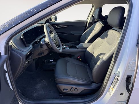 New 2025 Kia EV6 Light image 10