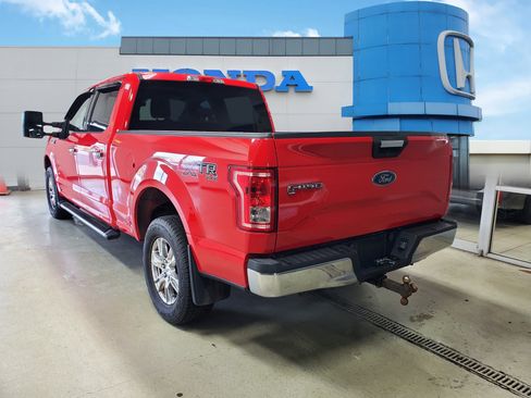 Used 2015 Ford F150 XLT w/ Equipment Group 301A Mid AWD/4WD image 4
