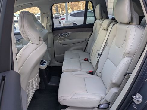 New 2026 Volvo XC90 T8 Ultra w/ Protection Package Premier image 16