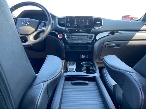Used 2019 Honda Passport Touring image 18