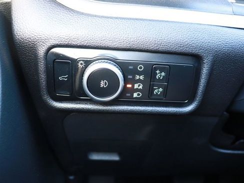 Used 2024 Ford Explorer XLT w/ Equipment Group 202A image 21