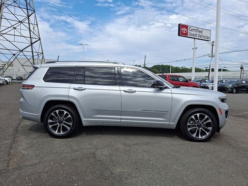 Used 2021 Jeep Grand Cherokee L Overland w/ Luxury Tech Group IV AWD/4WD image 27