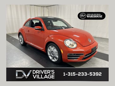 Used 2017 Volkswagen Beetle 1.8T SEL FWD image 1