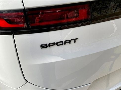 Used 2025 Land Rover Range Rover Sport Dynamic SE image 23