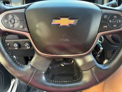 Used 2019 Chevrolet Colorado Z71 image 10
