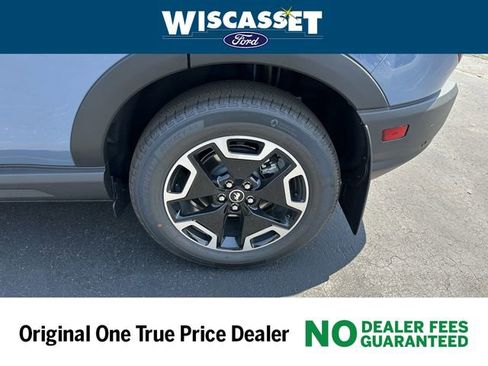 New 2024 Ford Bronco Sport Outer Banks w/ Tech Package image 25