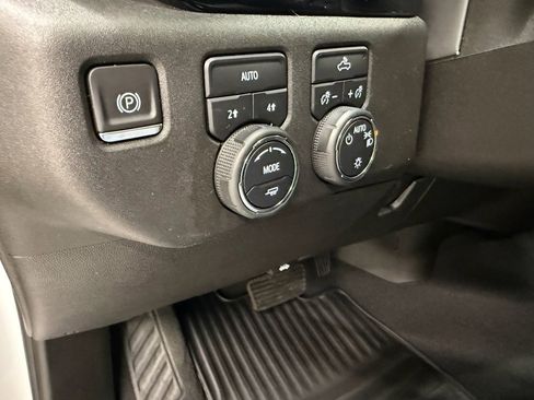 Certified 2023 Chevrolet Silverado 1500 LT image 28