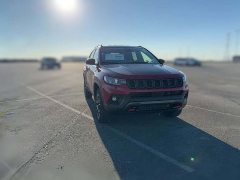 New 2026 Jeep Compass Trailhawk image 17