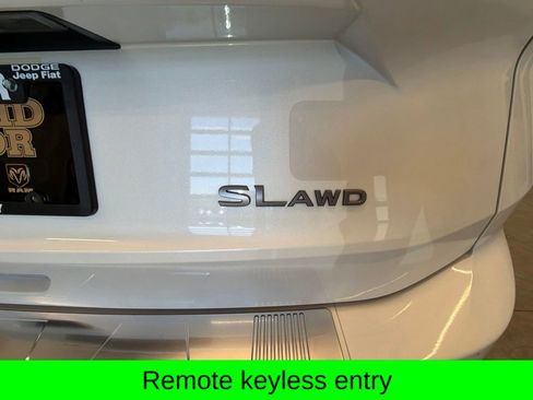Used 2025 Nissan Rogue SL w/ Tech Package AWD/4WD image 7