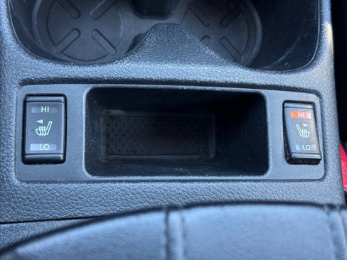 Used 2017 Nissan Rogue SV image 16