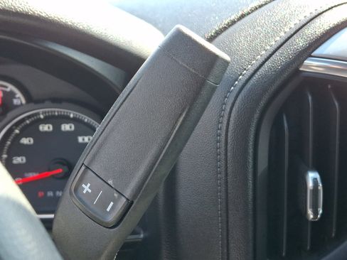 Used 2020 Chevrolet Silverado 1500 LT image 14