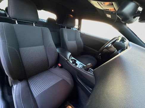 Used 2016 Dodge Challenger R/T RWD image 20