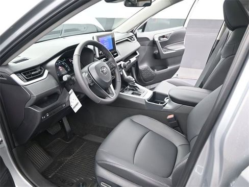 New 2025 Toyota RAV4 XLE Premium image 4