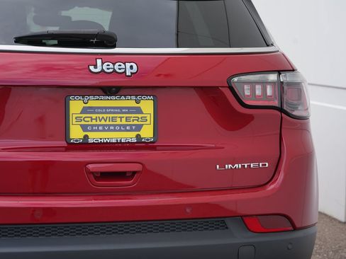 Used 2025 Jeep Compass Limited AWD/4WD image 10