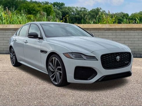 New 2024 Jaguar XF R-Dynamic SE image 3