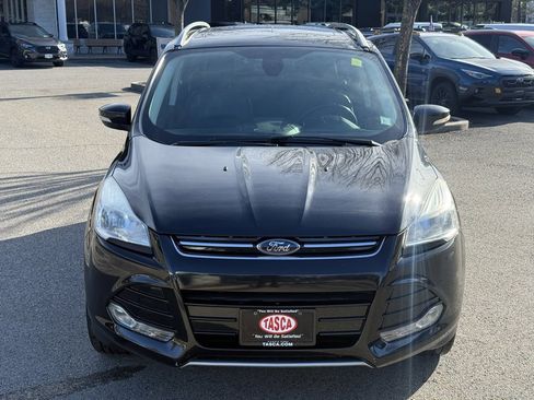 Used 2014 Ford Escape Titanium image 2