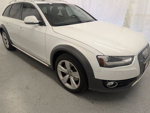 Used 2015 Audi A4 Premium Plus w/ Technology Package image 11